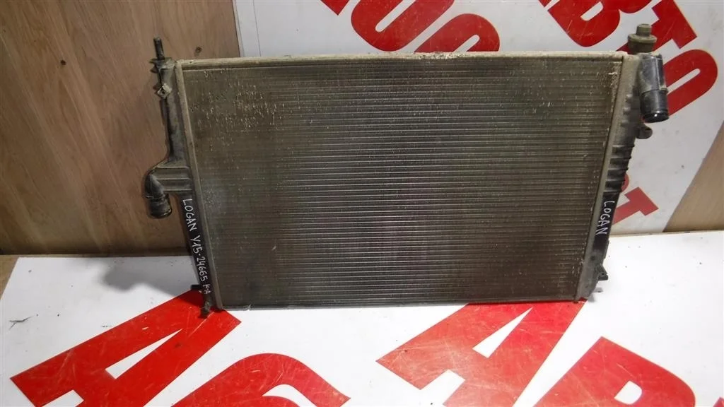 Радиатор основной Renault Logan I (2004—2009)