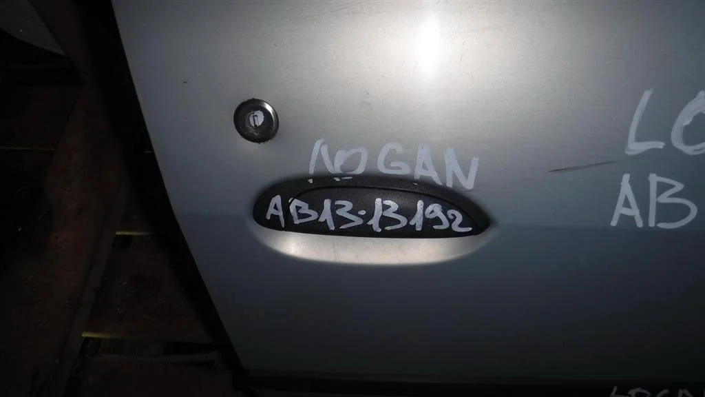 Ручка двери наружная правая Renault Logan I (2004—2009)