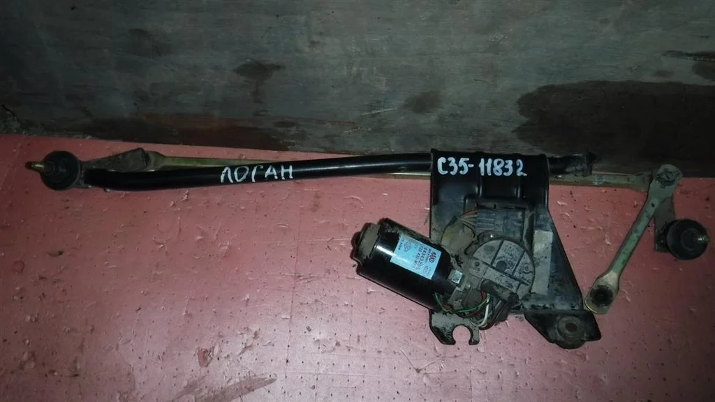 Трапеция стеклоочистителей Renault Logan I (2004—2009)