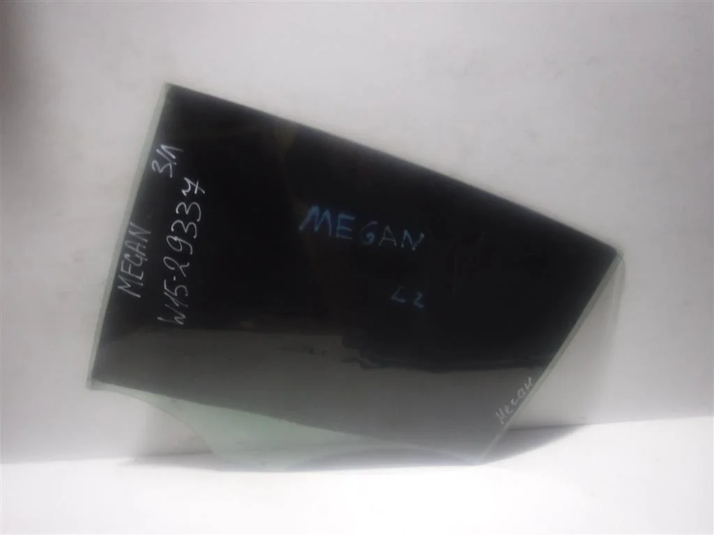 Стекло двери задней левой Renault Megane II (2002—2006)