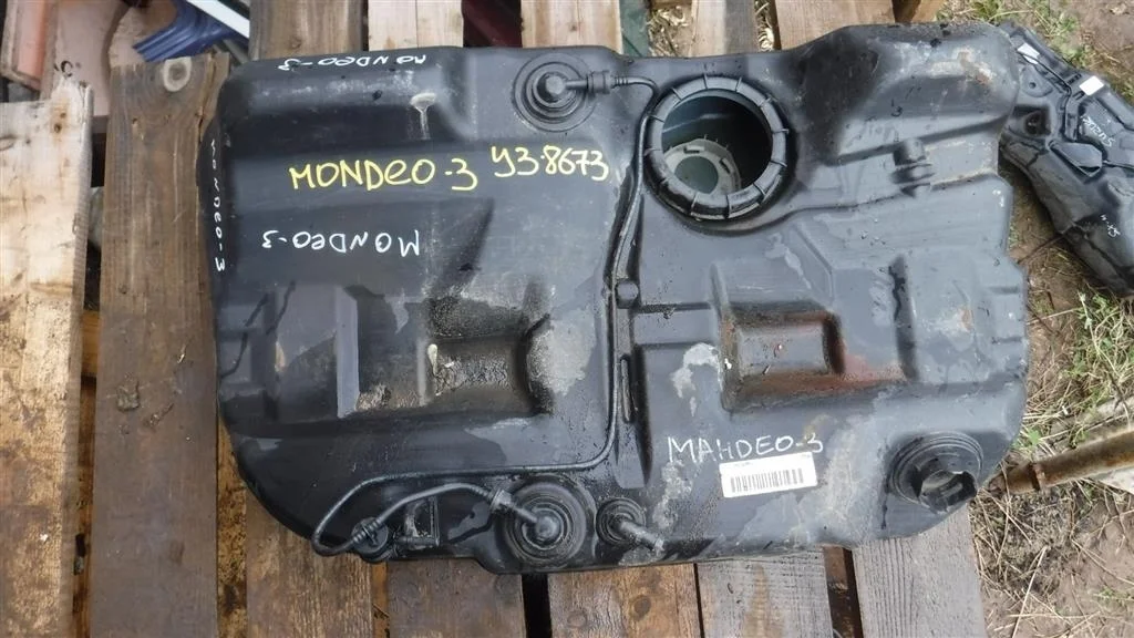 Бак топливный Ford Mondeo III (2000—2003)