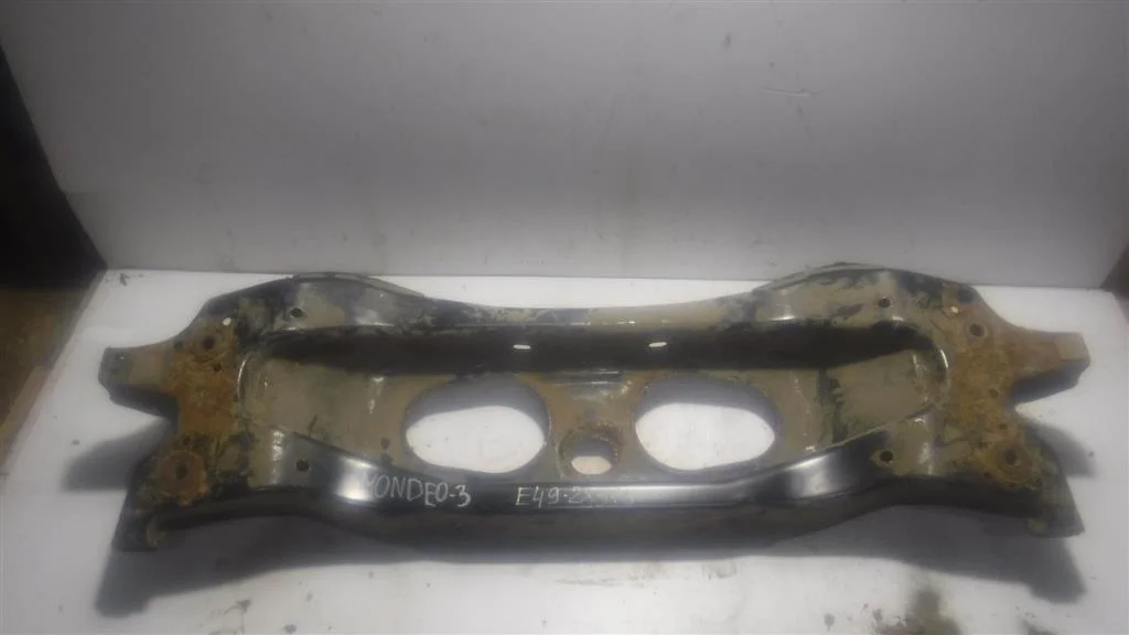 Балка задняя Ford Mondeo III (2000—2003)