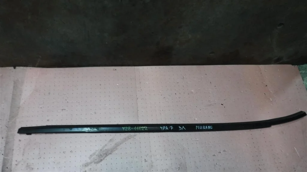 Накладка стекла заднего левого Nissan Murano Z50 (2002—2008)