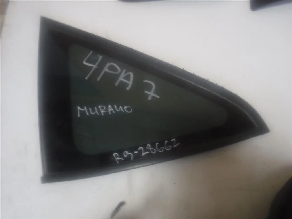 Стекло кузовное глухое левое Nissan Murano Z50 (2002—2008)