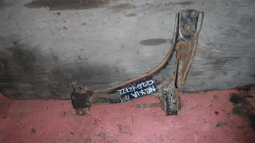 Рычаг передний левый Daewoo Nexia I рестайлинг (2008—2016)