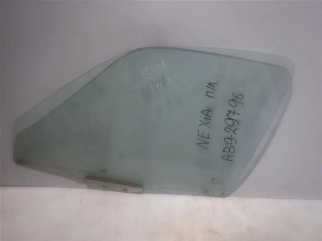 Стекло двери передней левой Daewoo Nexia I рестайлинг (2008—2016)