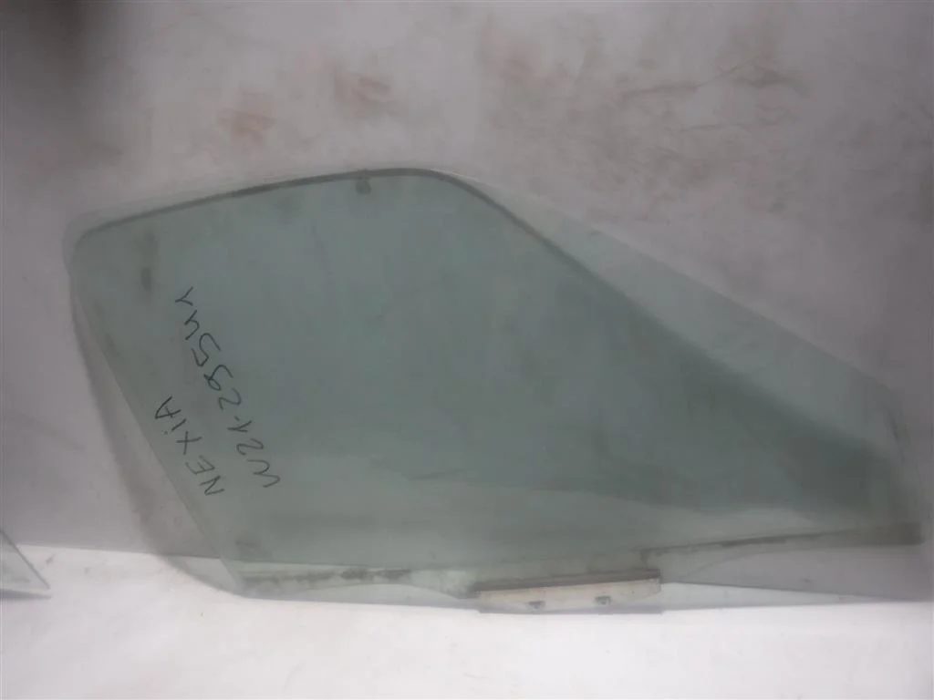 Стекло двери передней правой Daewoo Nexia I рестайлинг (2008—2016)