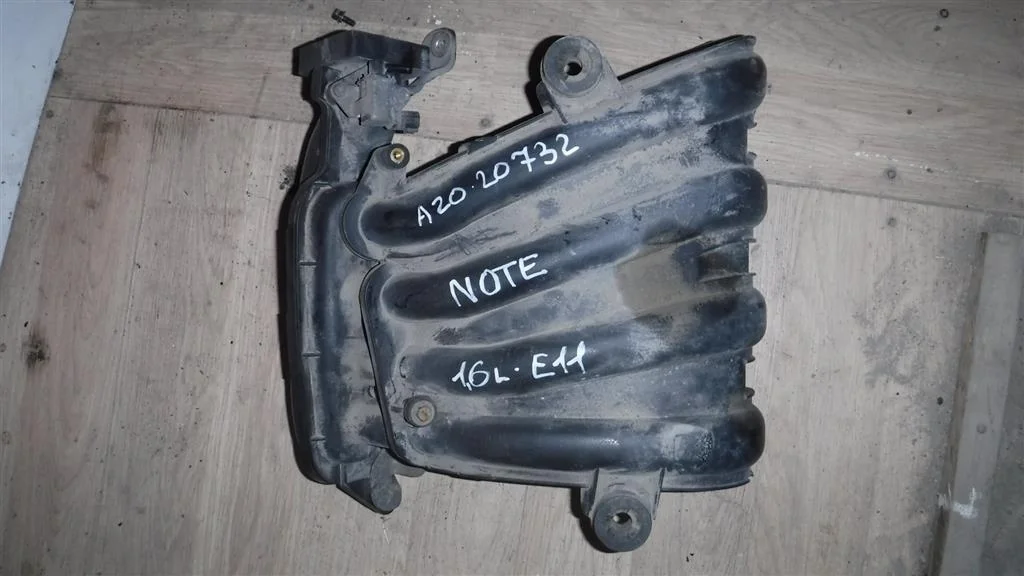 Коллектор впускной Nissan Note E11 (2005—2009)