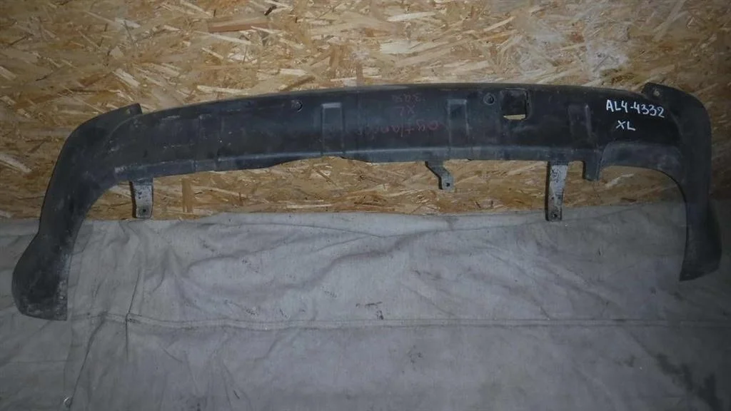 Юбка задняя Mitsubishi Outlander I (2002—2009)