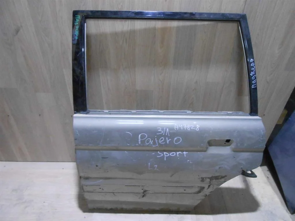 Дверь задняя левая Mitsubishi Pajero Sport I (1996—2004)