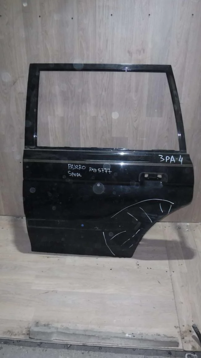 Дверь задняя левая Mitsubishi Pajero Sport I (1996—2004)