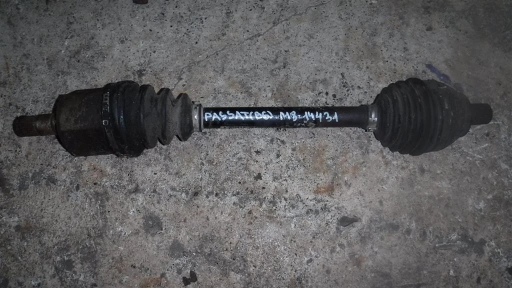 Полуось передняя левая Volkswagen Passat B6 (2005—2010)