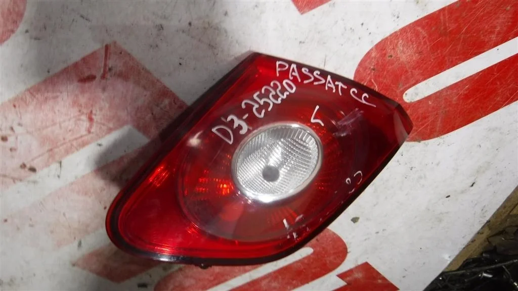 Фонарь задний внутренний левый Volkswagen Passat CC B6 (2008—2012)