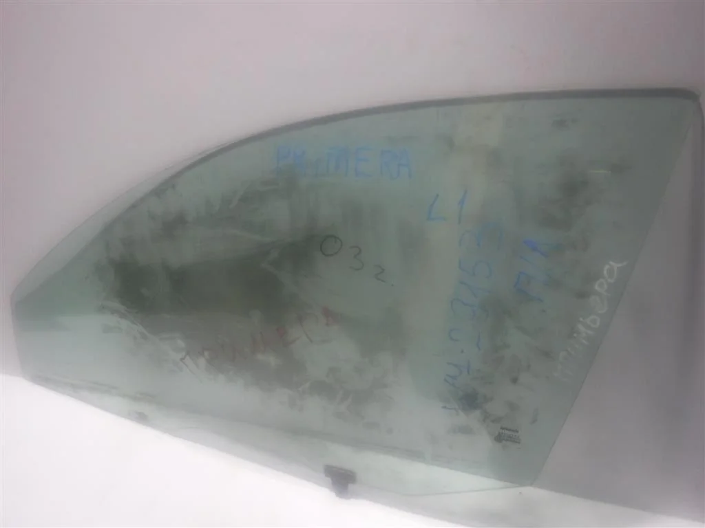Стекло двери передней левой Nissan Primera P12 (2001—2008)