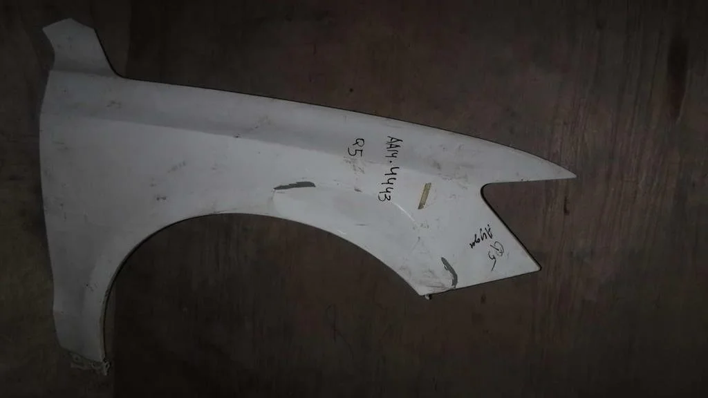 Крыло переднее правое Audi Q5 I (2008—2012)