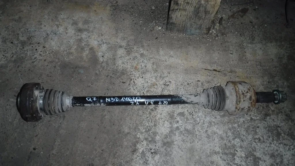 Полуось задняя Audi Q7 4L (2005—2009)