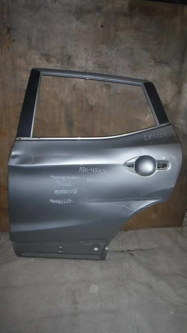 Дверь задняя левая Nissan Qashqai II (2013—2019)