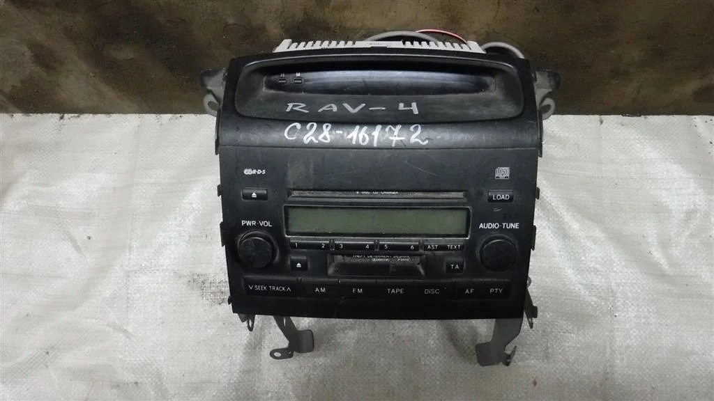 Магнитола Toyota RAV4 II (2000—2003)