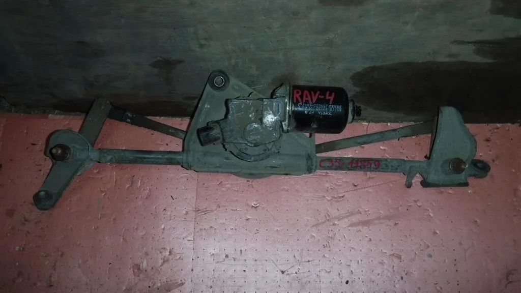 Трапеция стеклоочистителей Toyota RAV4 II (2000—2003)