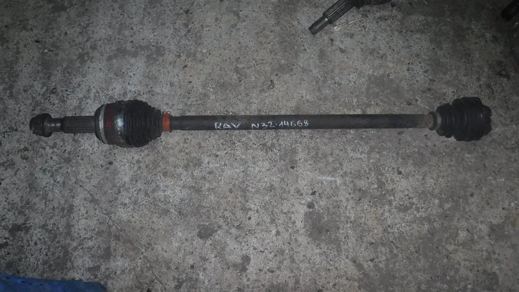 Полуось задняя Toyota RAV4 III (2005—2010)