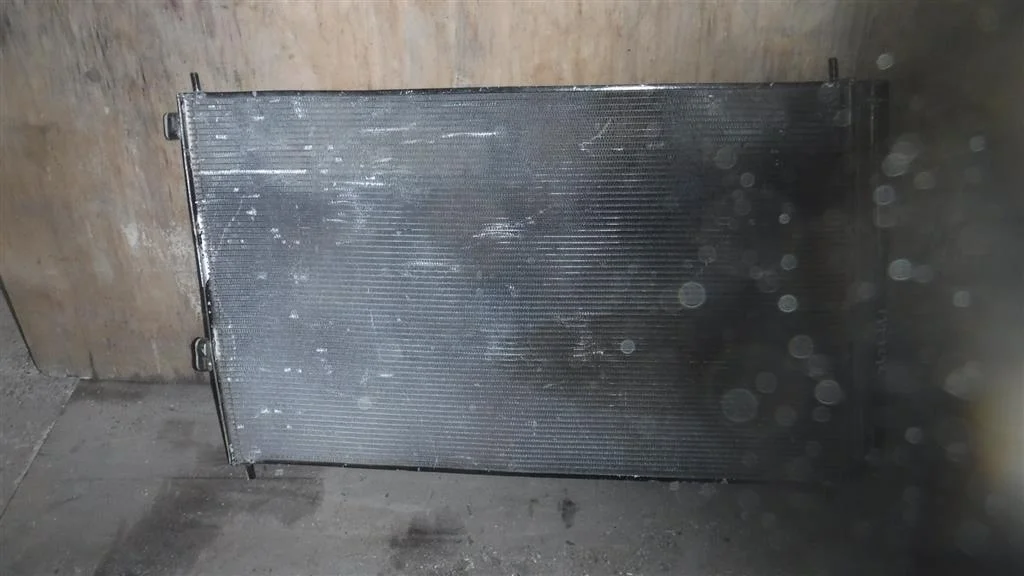 Радиатор кондиционера (конденсер) Toyota RAV4 III (2005—2010)