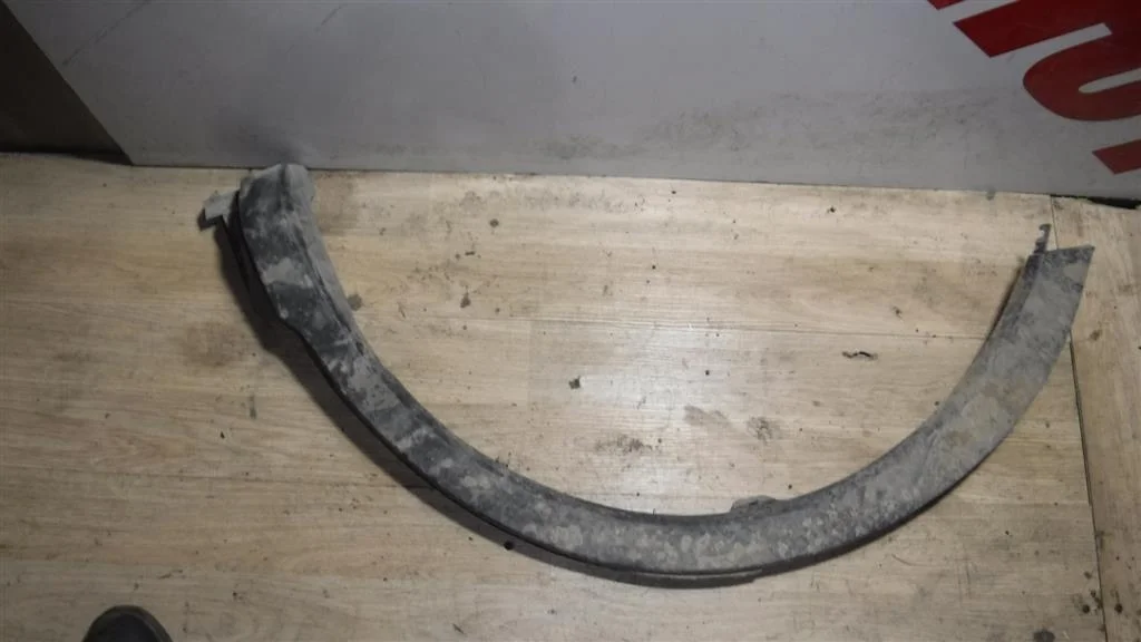 Накладка заднего крыла правого Toyota RAV4 IV (2012—2015)