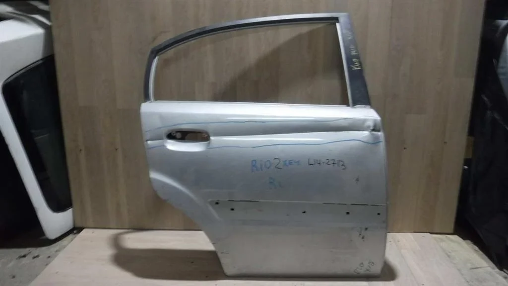 Дверь задняя правая KIA RIO II (2005—2009)