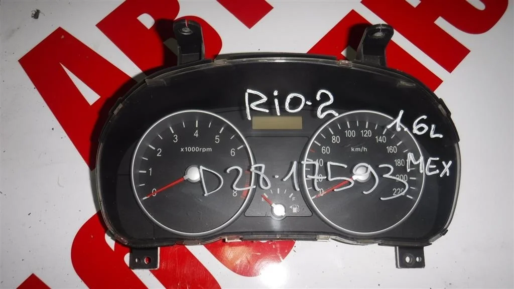 Панель приборов KIA RIO II (2005—2009)