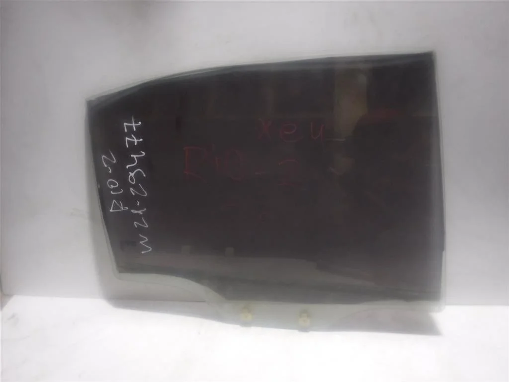 Стекло двери задней правой KIA RIO II (2005—2009)