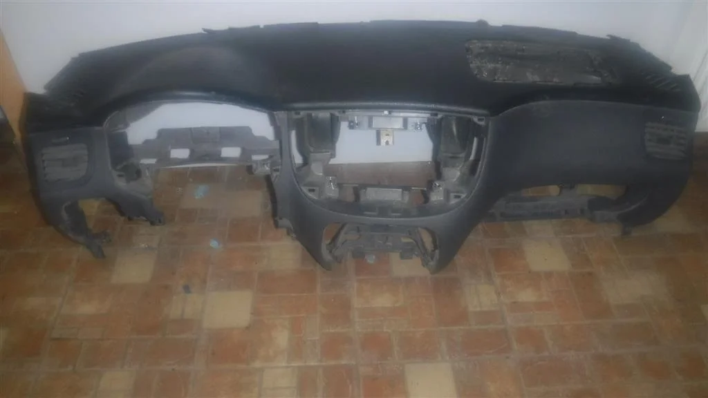 Торпедо KIA RIO II (2005—2009)