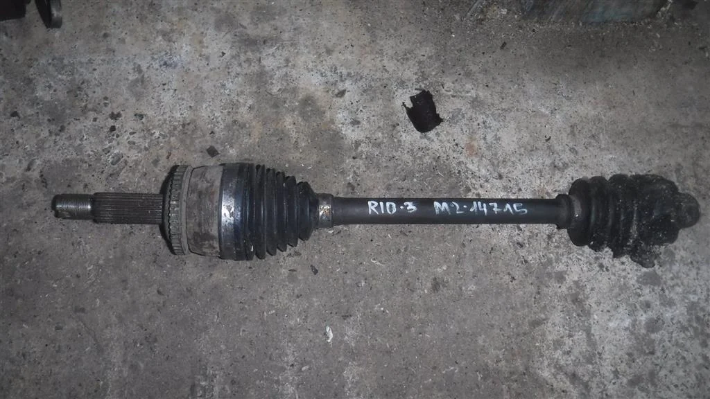 Полуось передняя левая KIA RIO III (2011—2015)