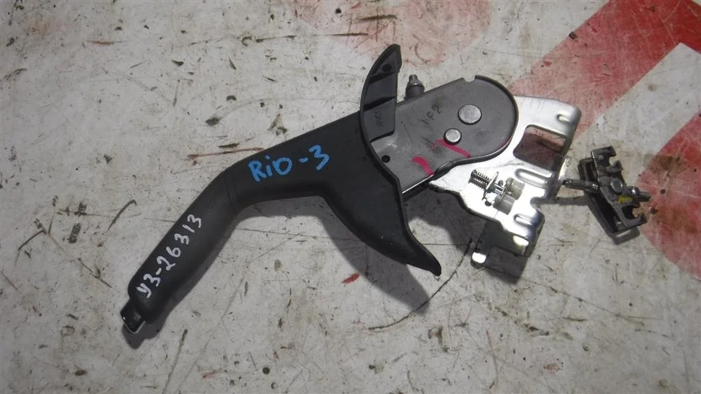 Рычаг стояночного тормоза KIA RIO III (2011—2015)
