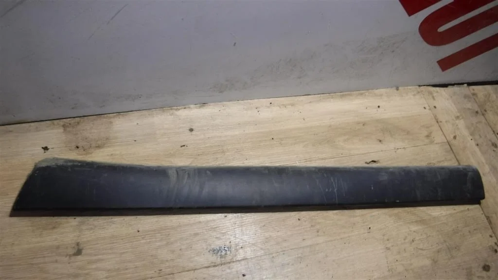 Молдинг передней правой двери Lexus RX III (2008—2012)