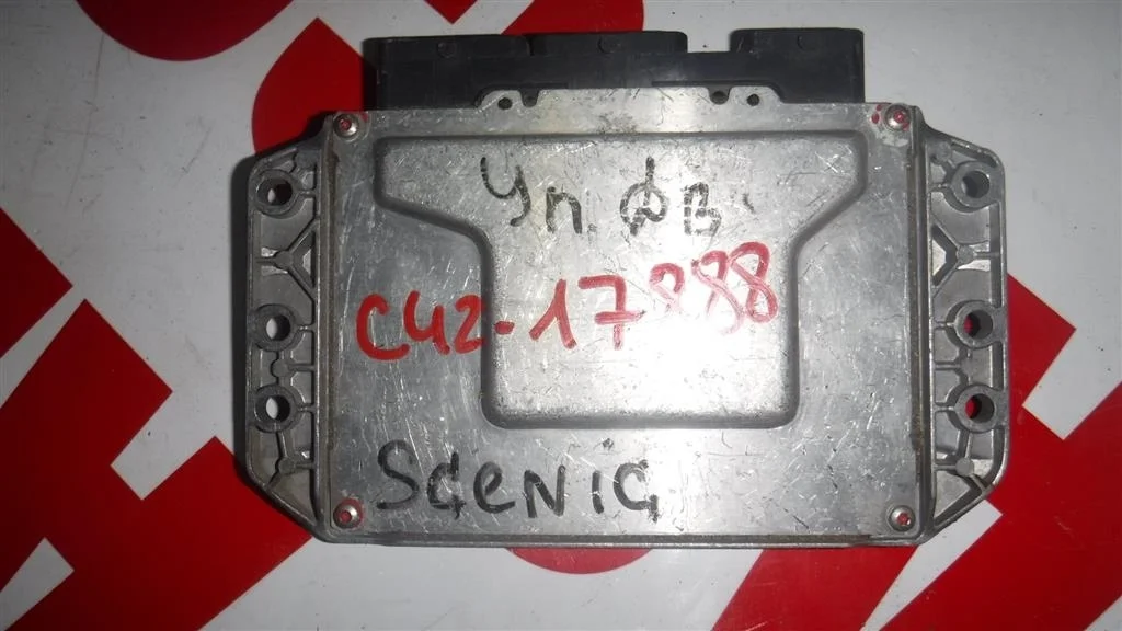 Блок управления двигателем Renault Scenic I (1996—1999)