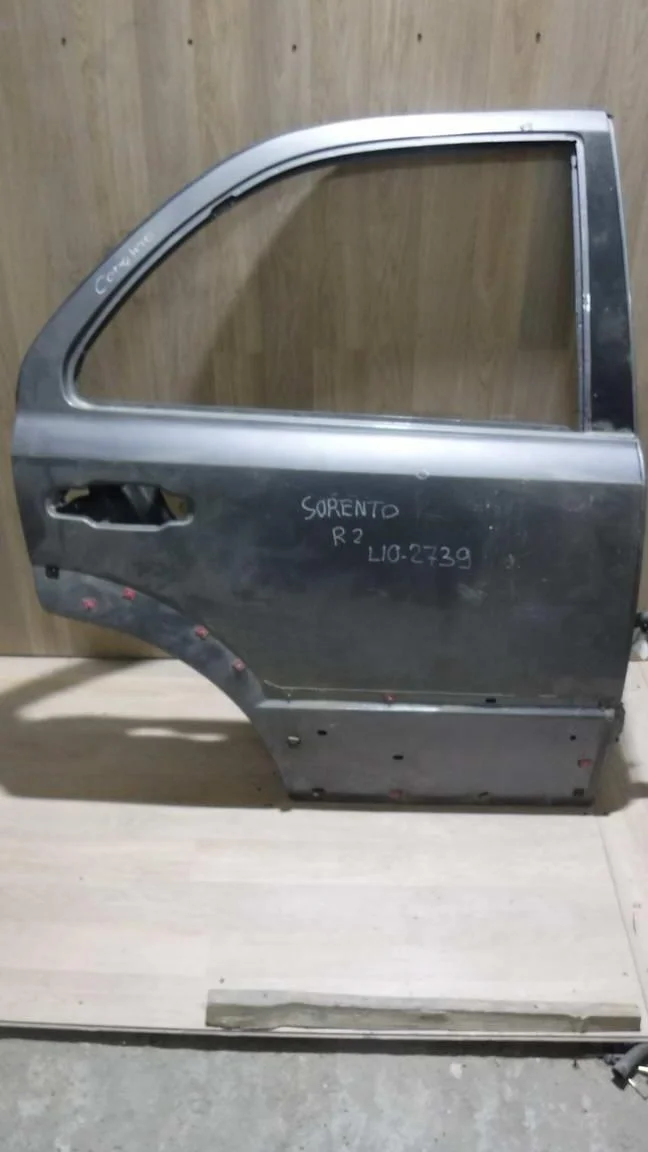 Дверь задняя правая KIA Sorento I (2002—2006)