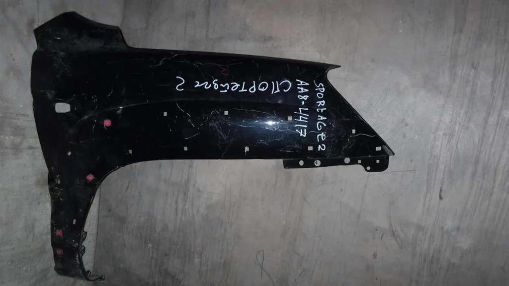 Крыло переднее правое KIA Sportage II (2004—2008)