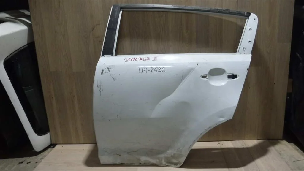 Дверь задняя левая KIA Sportage III (2010—2014)