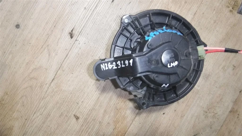 Моторчик печки KIA Sportage III (2010—2014)