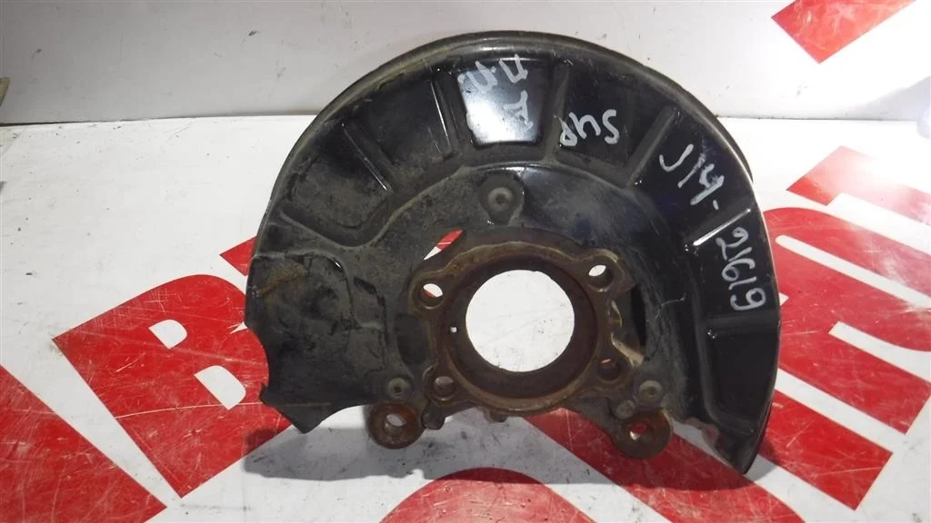 Кулак поворотный передний правый Skoda Superb II (2008—2013)