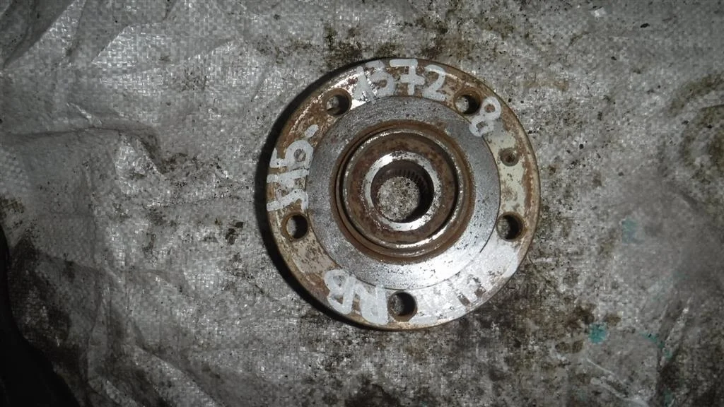 Ступица передняя Skoda Superb II (2008—2013)