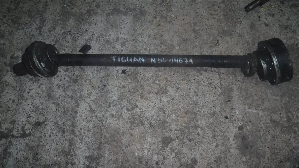 Полуось задняя Volkswagen Tiguan I (2007—2011)