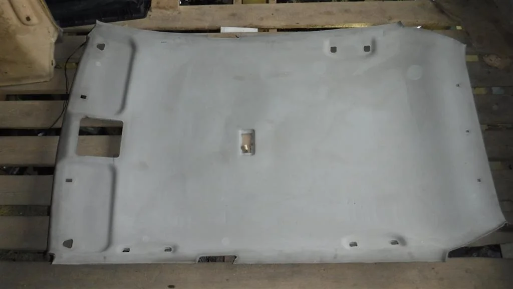 Обшивка потолка Nissan Tiida C11 (2004—2012)