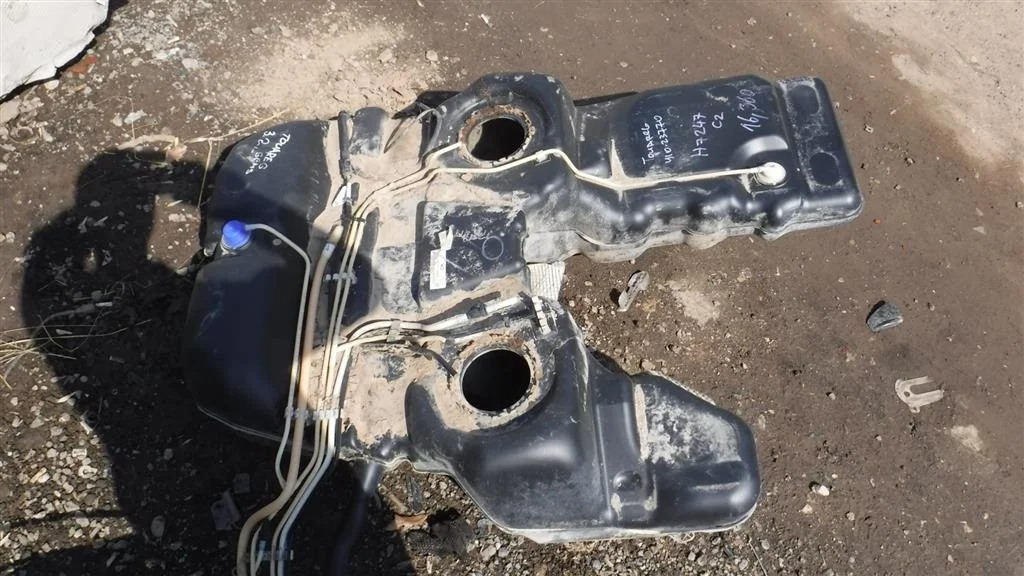 Бак топливный Volkswagen Touareg I (2002—2006)