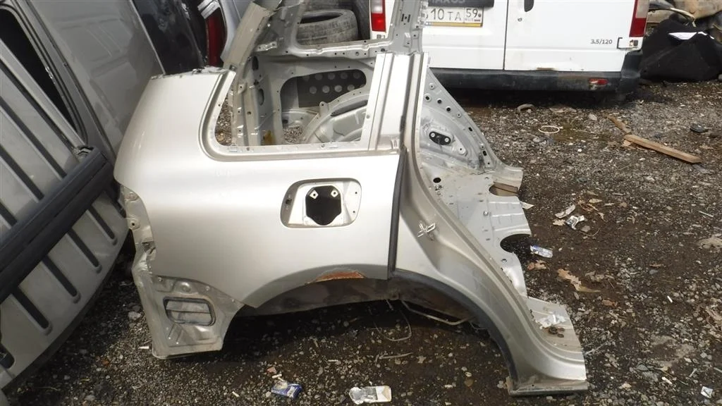 Крыло заднее правое Volkswagen Touareg I (2002—2006)