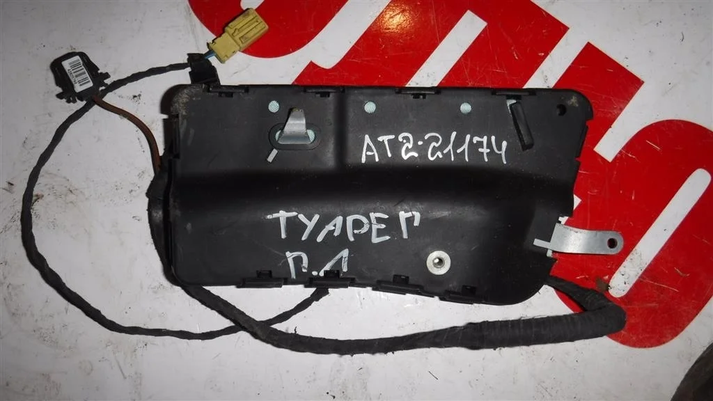 Подушка безопасности боковая (в сиденье) Volkswagen Touareg I (2002—2006)