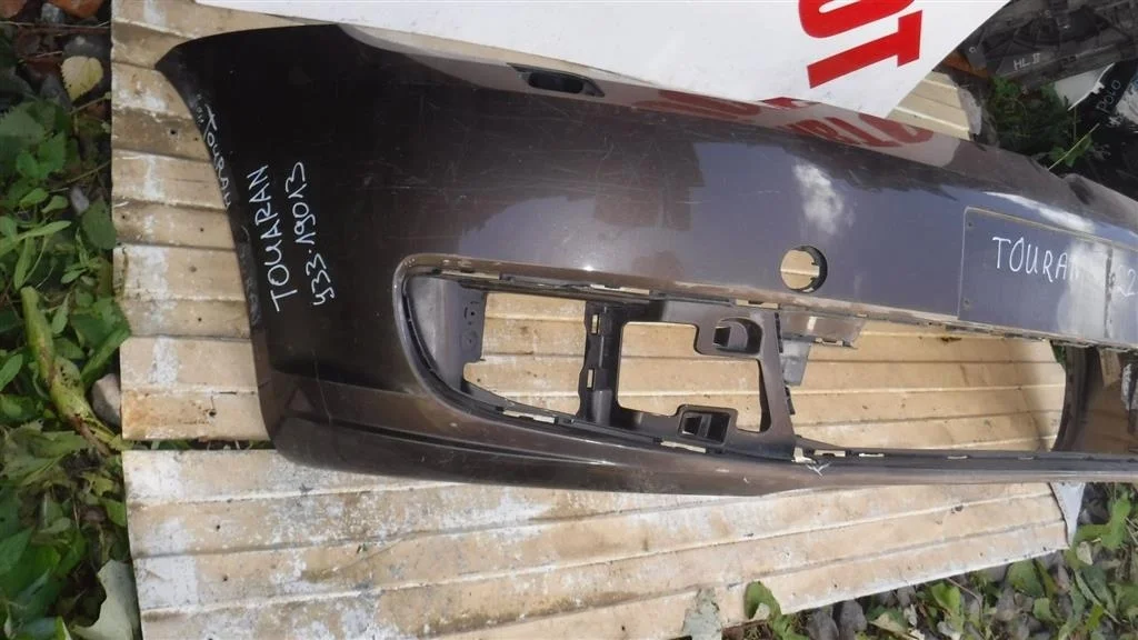 Бампер передний Volkswagen Touran I (2003—2006)