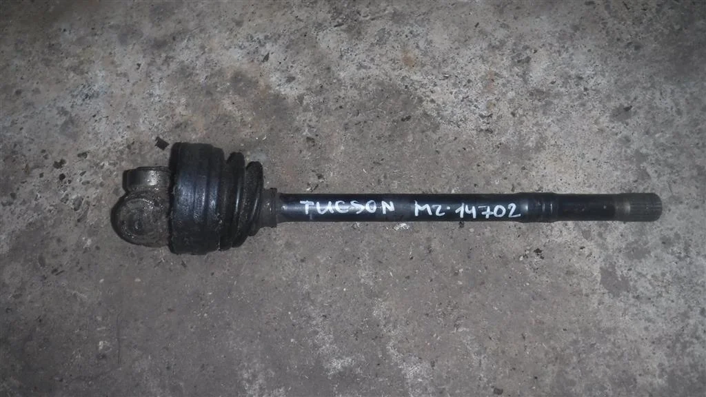 Полуось передняя левая Hyundai Tucson I (2004—2015)