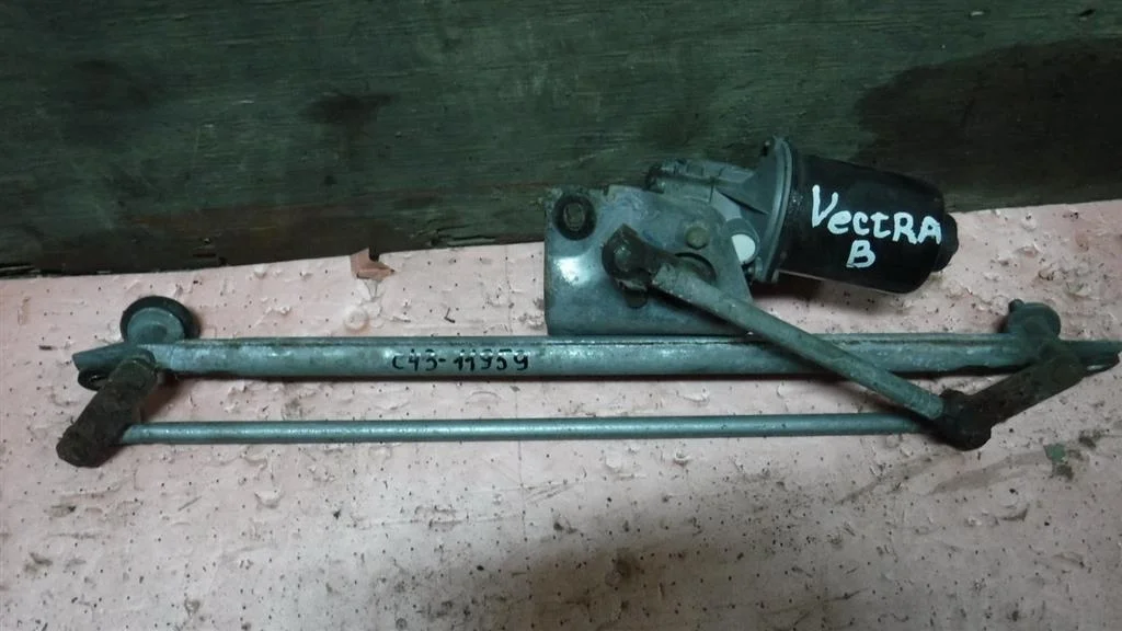 Трапеция стеклоочистителей Opel Vectra B (1995—2000)