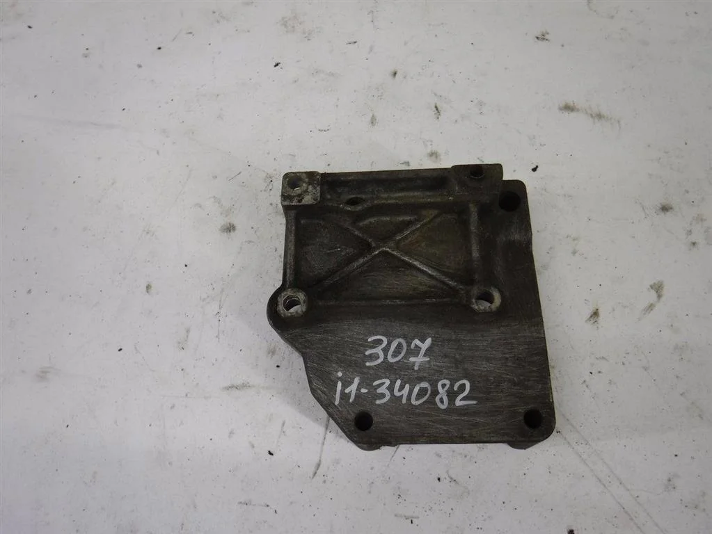 Кронштейн кондиционера Peugeot 307 3C (2001—2005)