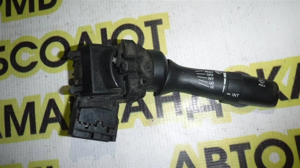 Переключатель стеклоочистителей Toyota Corolla X (2006—2010)